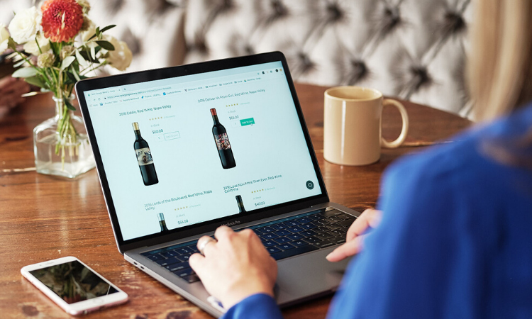 Online wine store: Delivers High-quality wines to your doorstep